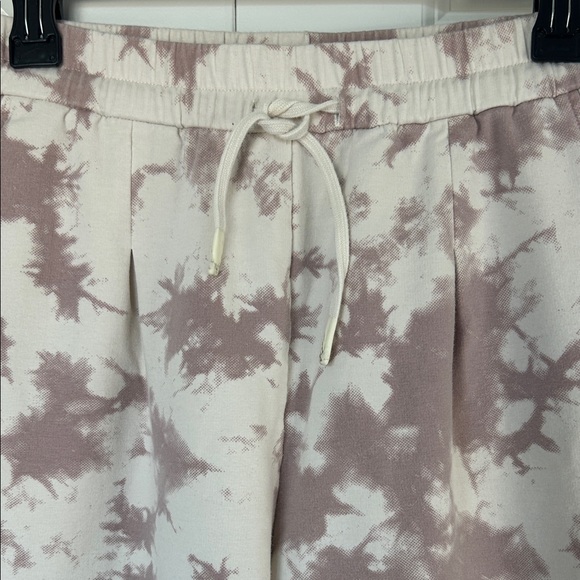 Varley Cream and Rose French Terry Joggers - Picture 2 of 6